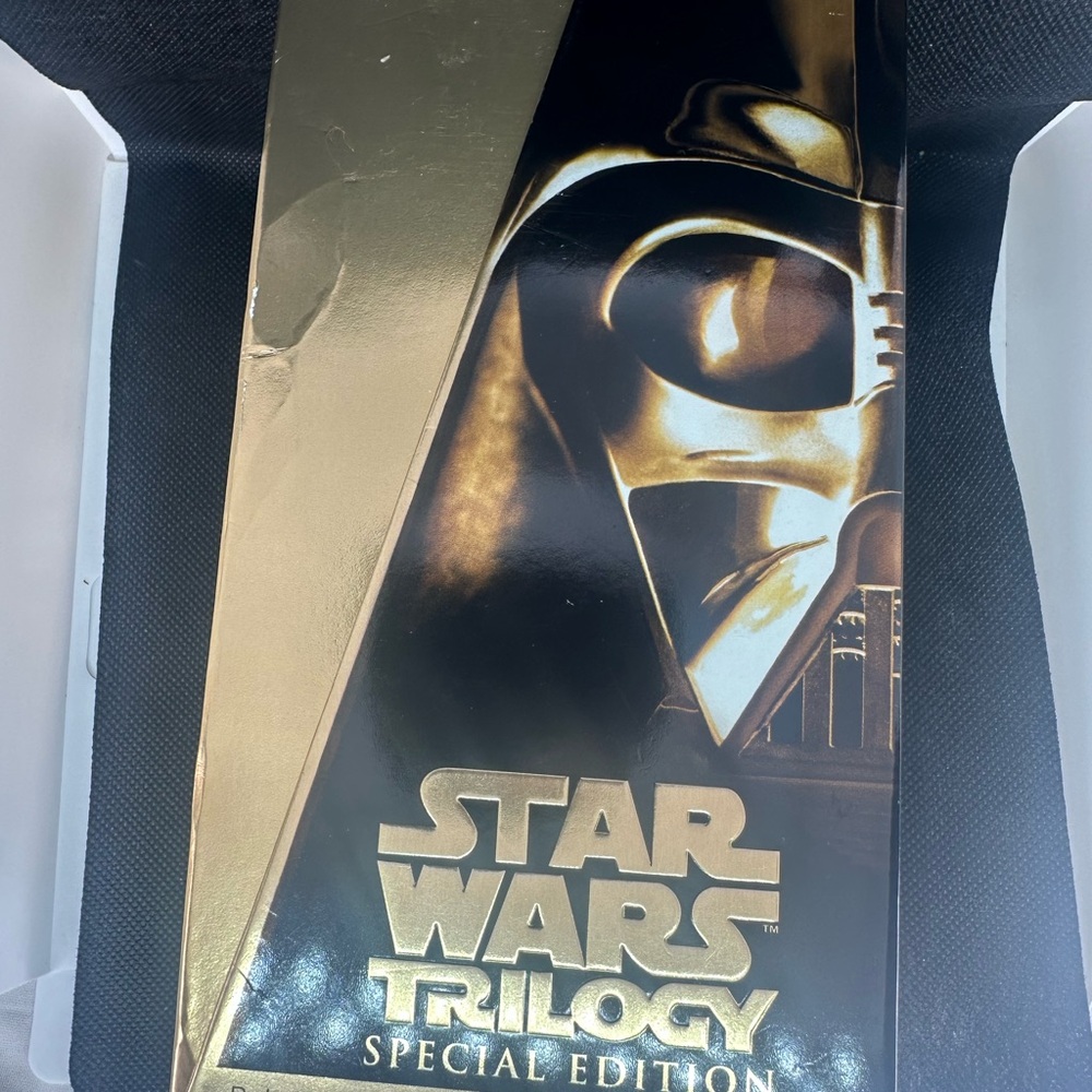 Star Wars Trilogy VHS Special Edition Box Set 1997 3-Tape Bundle Gold Box